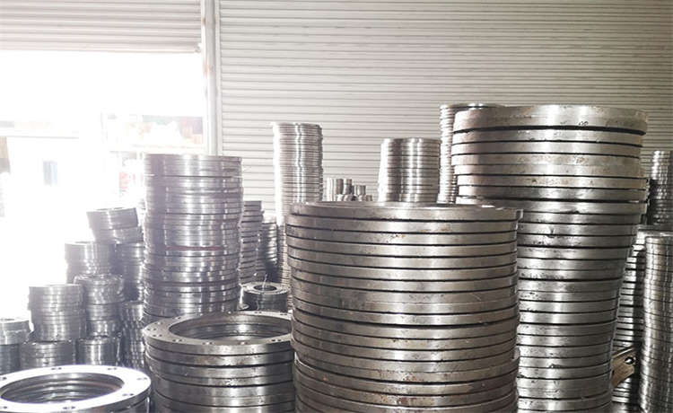 1500mm螺旋管，崇左219螺旋鋼管，流體輸送螺旋管，煙囪鋼管廠家