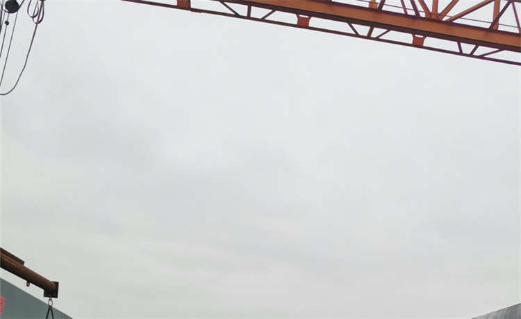 陽江內(nèi)直徑1300mm螺旋焊管，1000鎖扣鋼管樁，426-529螺旋管，鋼材場(chǎng)走水螺旋管