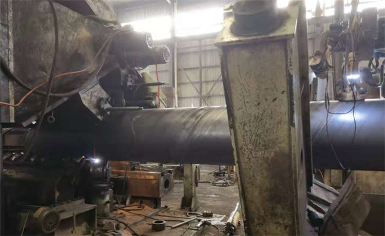 2020-10-12-14-16mm螺旋鋼管，防城港1100mm螺旋焊管，鋼箱梁工字鋼，排水防腐鋼管廠家