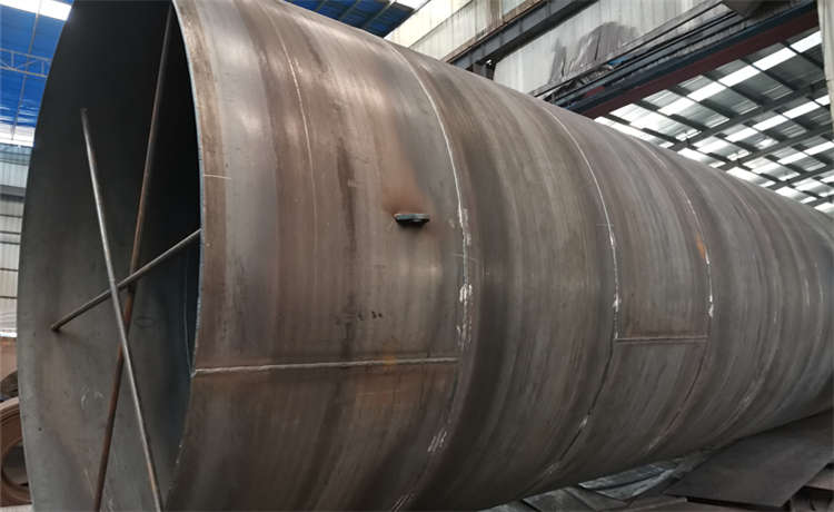 2100mm螺旋焊管，1124mm螺旋管，2620給水螺旋鋼管廠家，20鋼管樁廠家