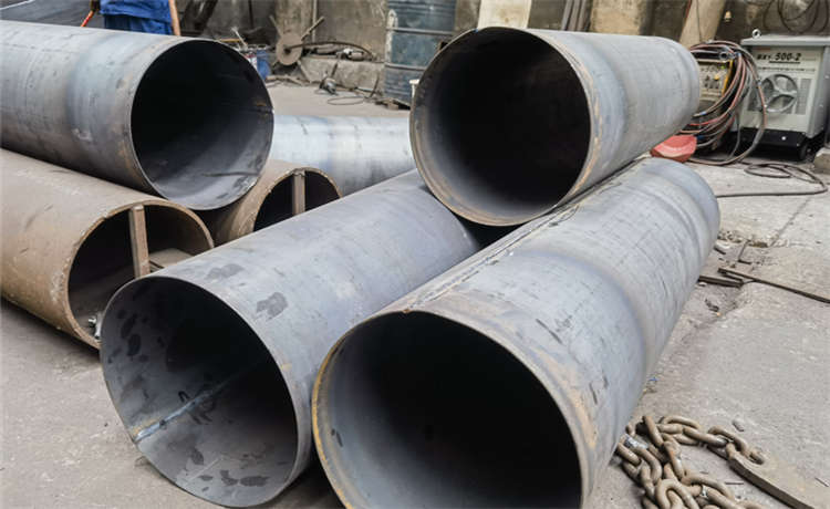 外徑325mm螺旋鋼管，中山2000打樁鋼護筒，DN2400mm螺旋管，800鎖扣螺旋管廠家